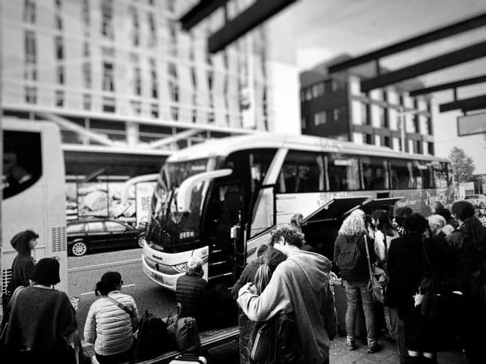 Mobile — 202406012108_bw